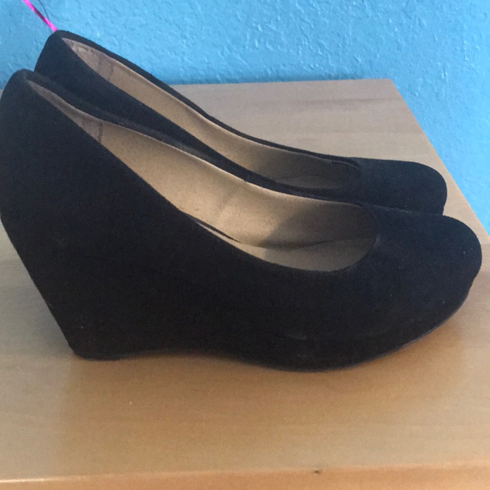 Black suede women’s heels